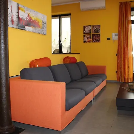 Casa Dei Colori Apartment *